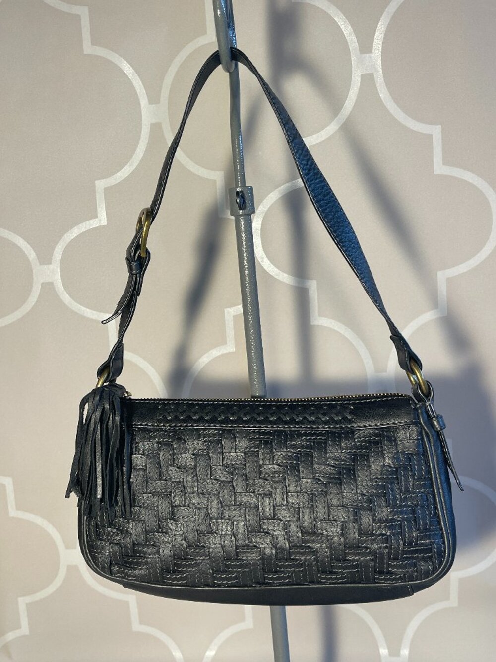Elliott Lucca Black Woven Leather Shoulder Bag – Basketweave Design with Tassel